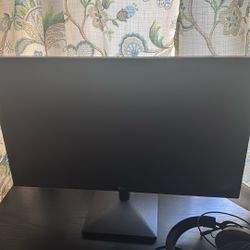 Gaming Monitor With Headset 