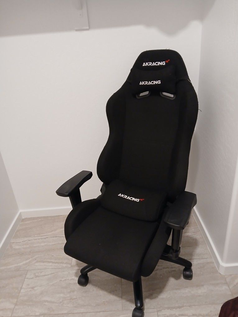 AKRACING Core Series EX Fabric Gaming Chair - Black. Used but good condition.