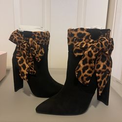 Size 6 New booties 