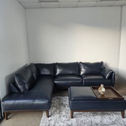 2-pc Leather Sectional With Chaise- Jollene 
