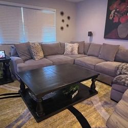 LIVING SPACES Coffee Table & 2 End Tables