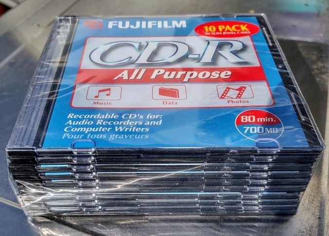 FUJIFILM CD-R 80 min 700MB All Purpose CDs & Jewel Cases Brand New 10-Pack