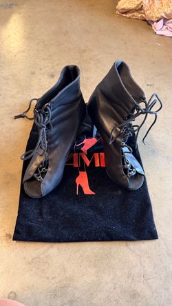 VAMP Heels