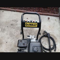 Dewalt Pressure Washer Pressure Cleaner 3100 Psi It’s Ready To Go For Your Business 