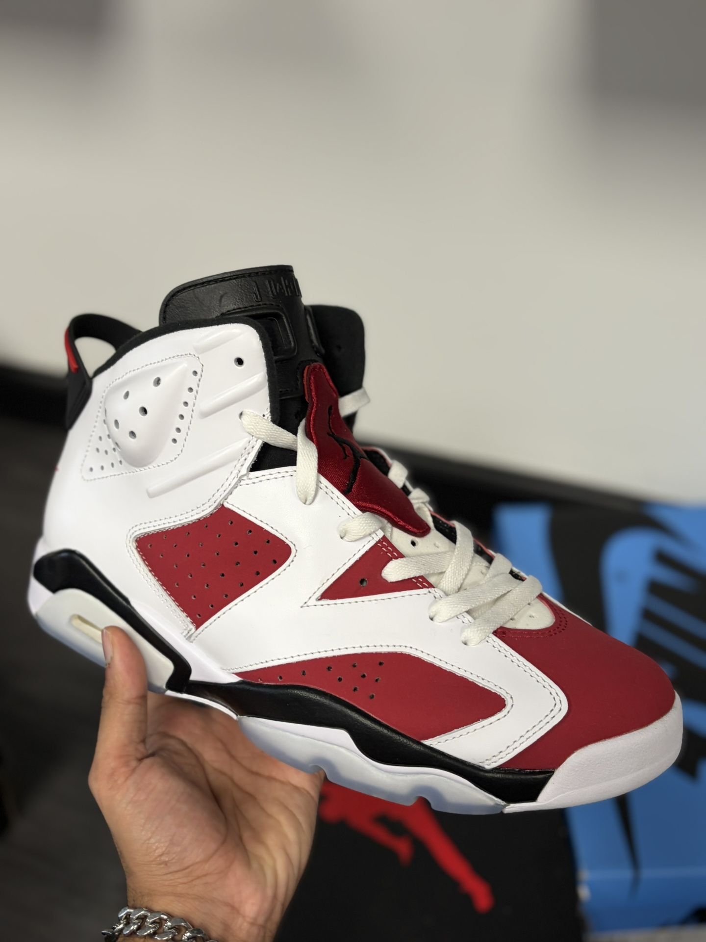 Jordan 6 Carmine