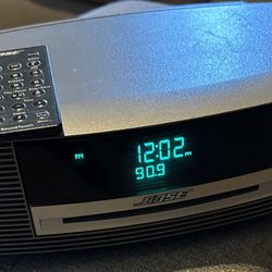 Bose Wave Radio And Cd Player 