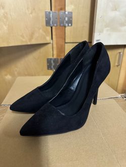 Black Pointed Toe Stiletto Pumps size 5.5