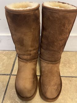 Ugg boots, size 6 USA