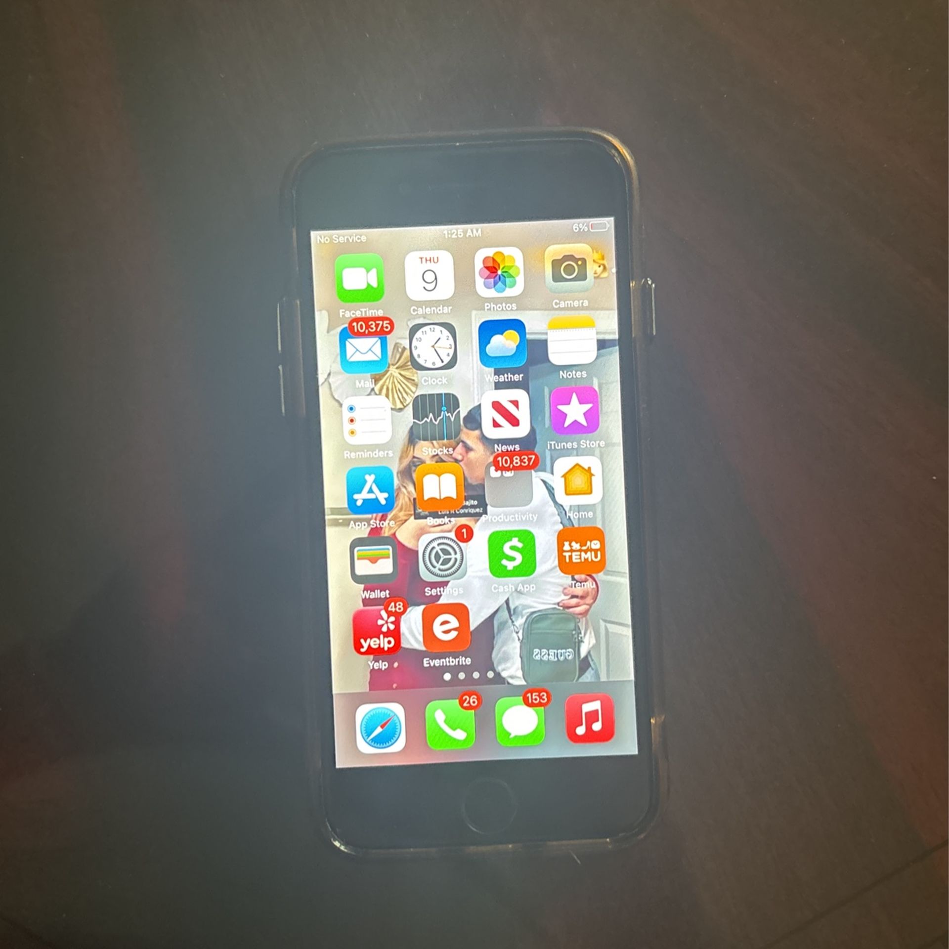 iPhone 8