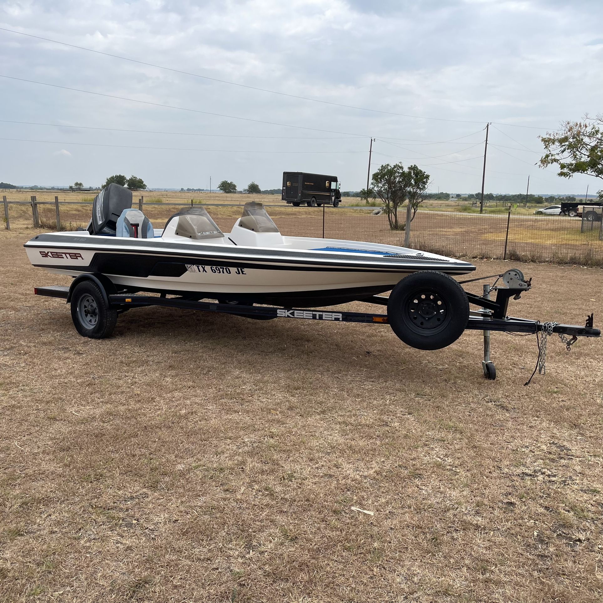 SKEETER BOAT
