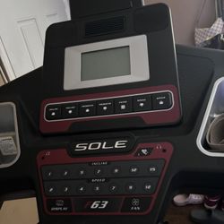 Sole Treadmill 