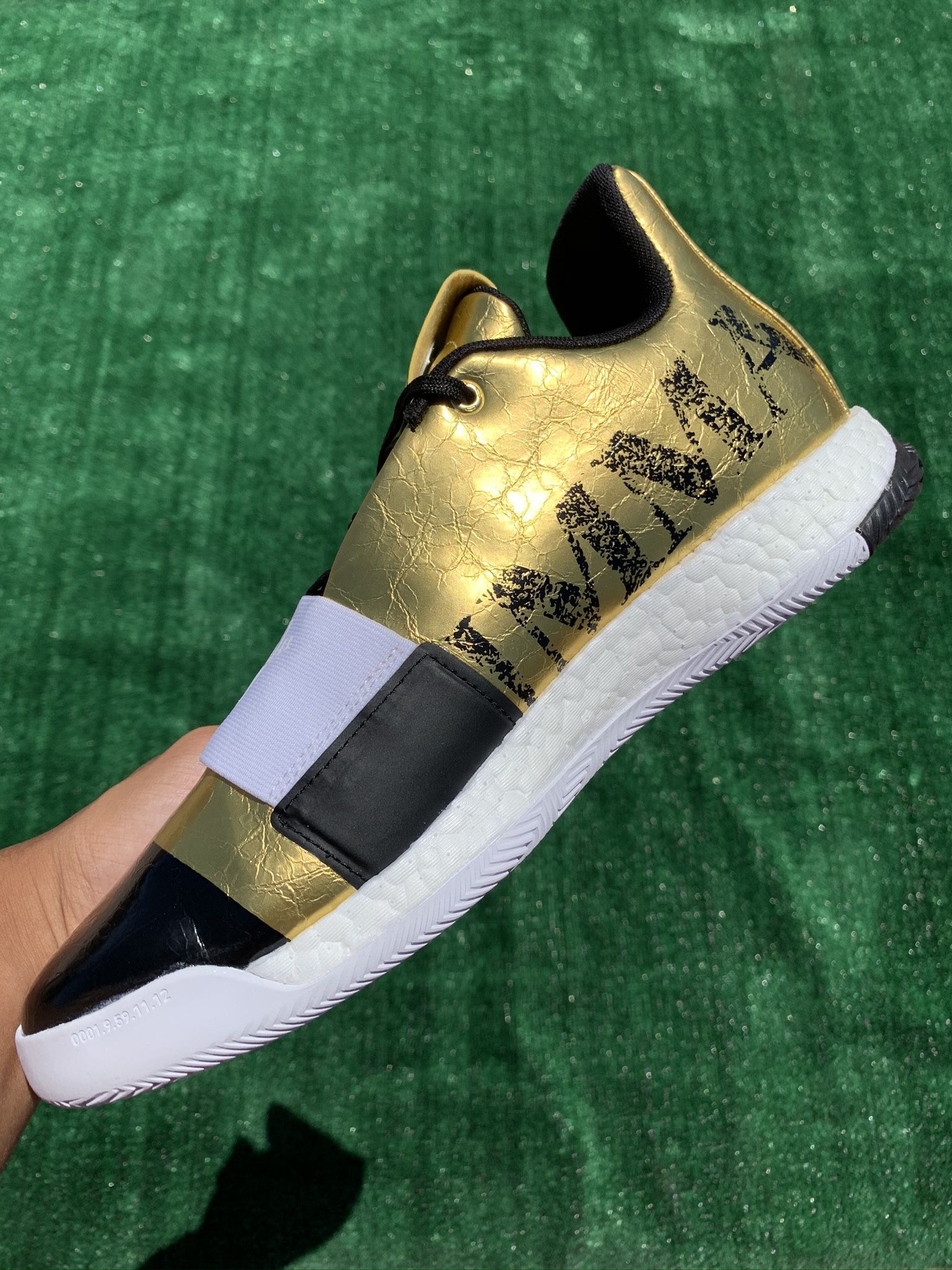 ADIDAS HARDEN VOL. 3 “IMMA STAR” (Size 8.5, Men display picture 3