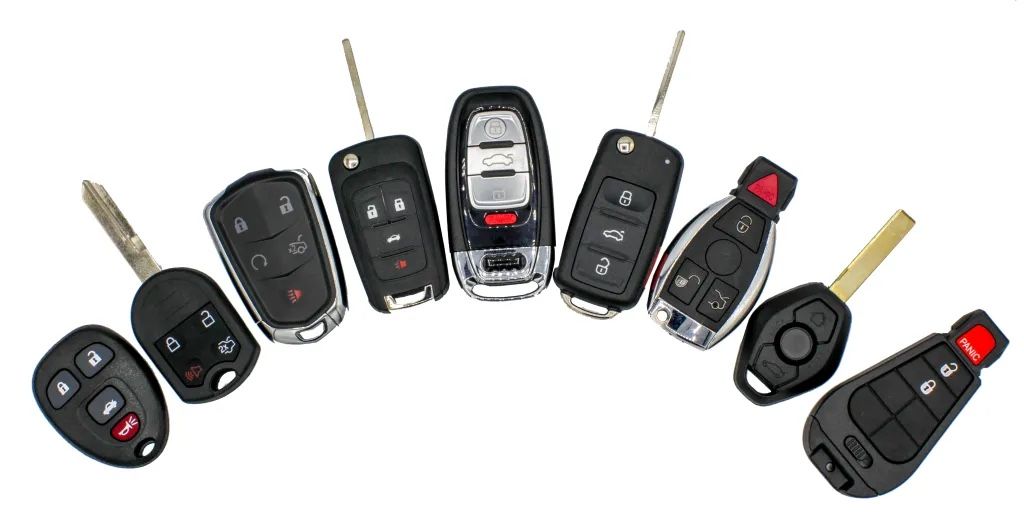 GM Toyota Honda Nissan Audi Mercedes Chevy Infiniti Nissan Lexus Kia Land Rover BMW Range Rover Car Remote Control Key Fob Program New Spare Key Smart