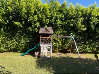 Free Swing set
