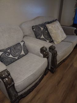 $$$. SYLEWOOD LIVING ROOM. NICE $$$