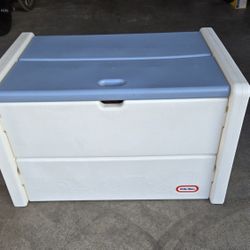 Little Tikes Toy Box, Vintage