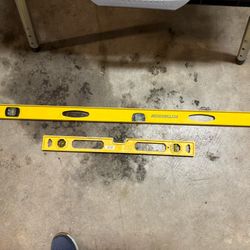 Levels (2) - 4 Foot & 2 Foot