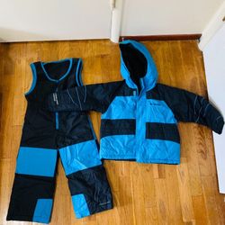 Snow Clothes and Boots (size 13-1) For Boy 5 year ( Regular Boy). 