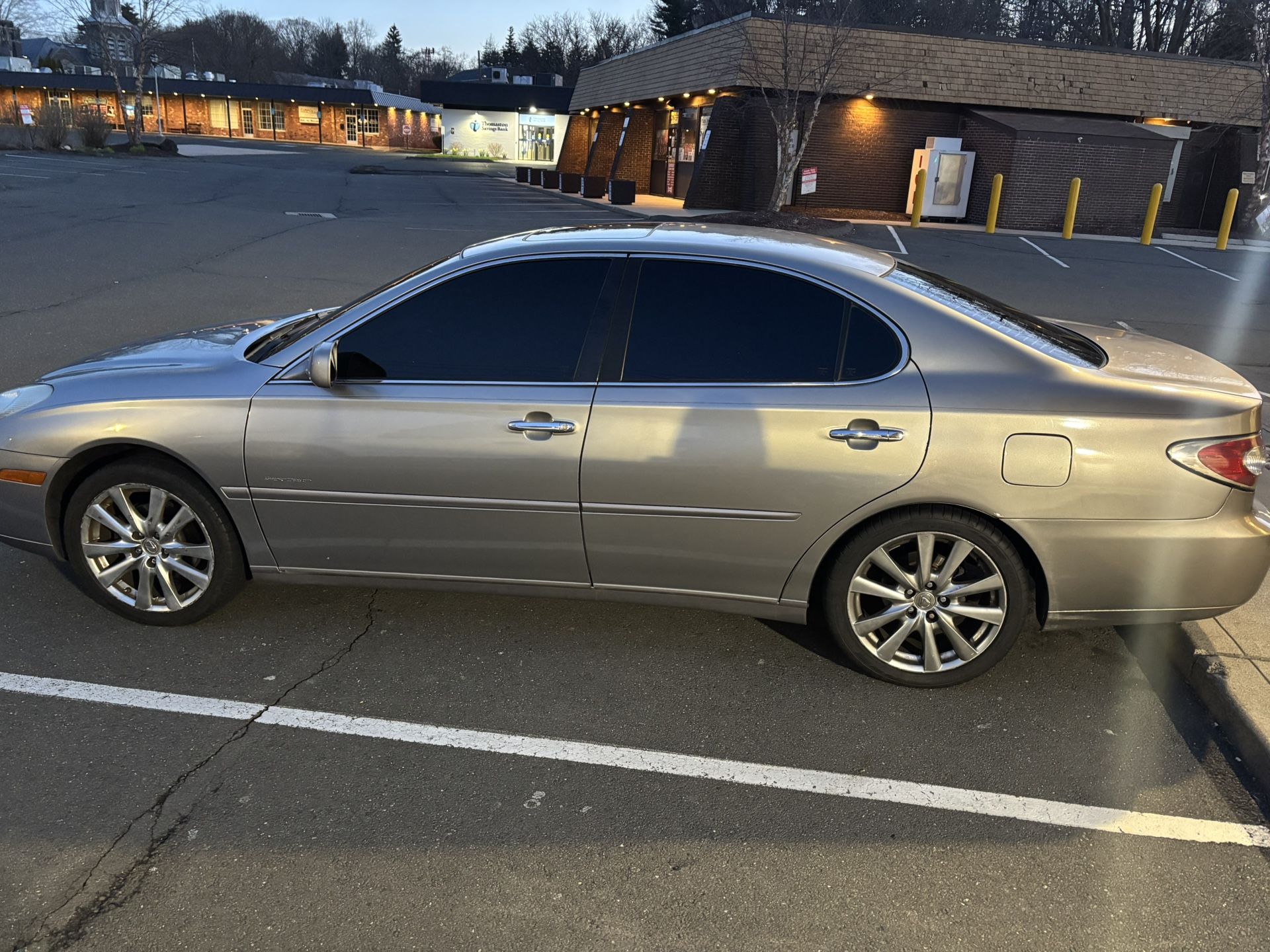 2004 Lexus ES 330