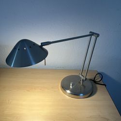 Modern Dual-Mode LED Desk Lamp