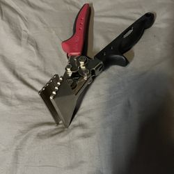 Hand Seamer With Forged Steel Jaws  (Malco)