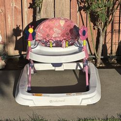 BABY TREND WALKER
