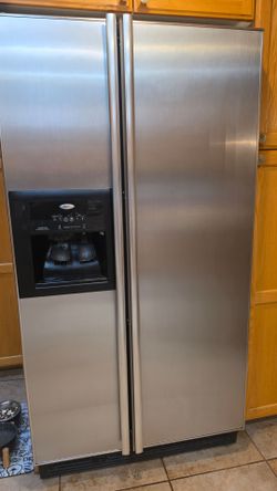 Whirlpool 27.4 cuft refrigerator