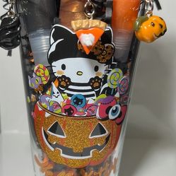 Hello Kitty  cup W/ Lip Gloss