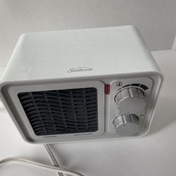 Sunbeam Retro Radio Heater (SFH5264MW)