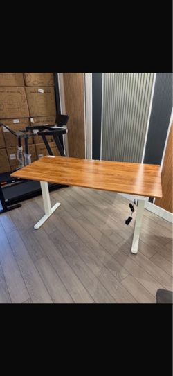 55” Electric Standing Desk ( i have a lot other desk sizes and colors 😃)