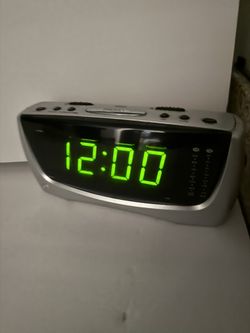 Durabrand Clock Radio, Large Display