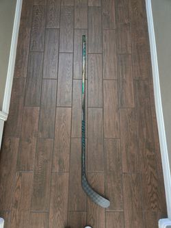 Bauer Twitch Hockey Stick
