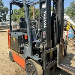 Toyota Forklift 