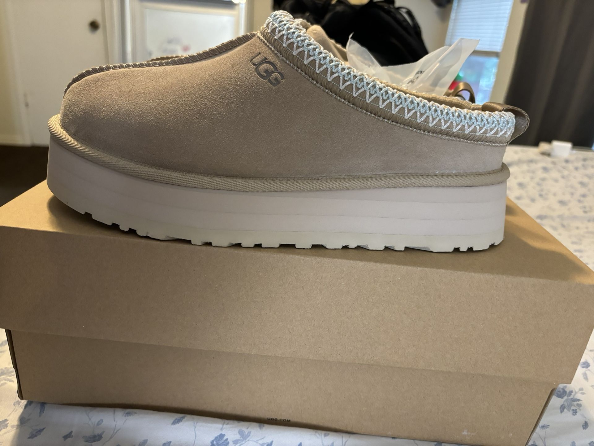 Women Platform Uggs 