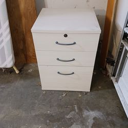 Small 3 Drawer File Cabinet 