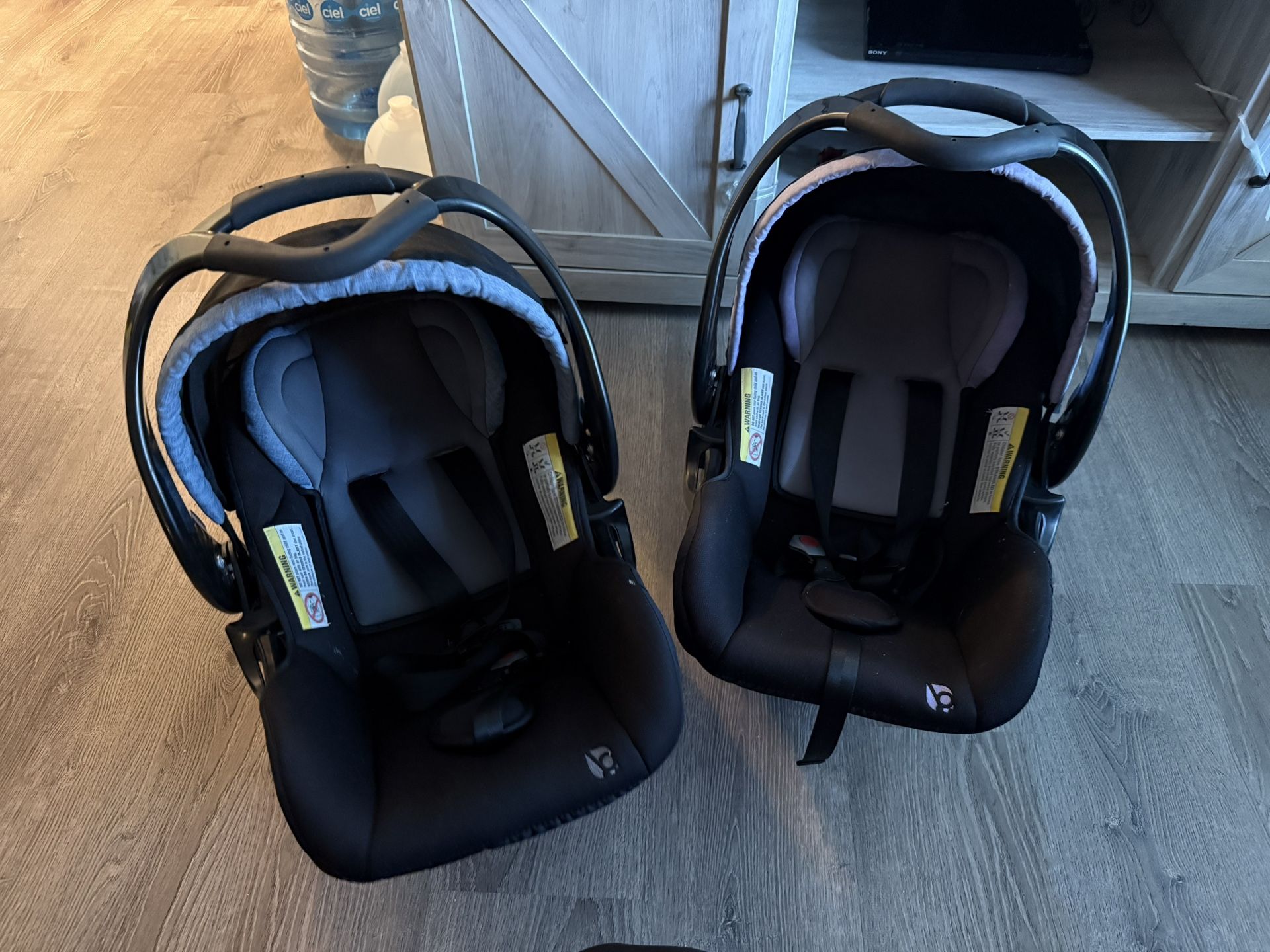 Car Seat Hoy And Girl 