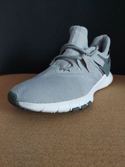 Nike Flexmethod TR Men's Size 9.5 US / EUR 43 - Gray/White
