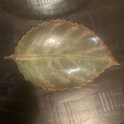 Sultry Green Leaf Dish