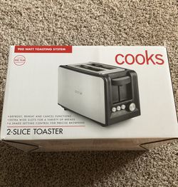 Brand New!!2 Slice Toaster
