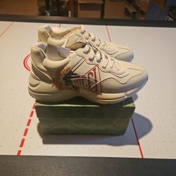 Gucci Sneakers 