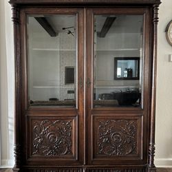 1940s Antique Belgian Hutch 