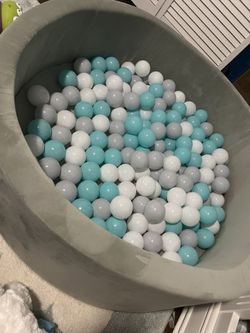 Nuby Ball Pit