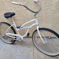 White beach Cruiser 26"wheel New tires sets