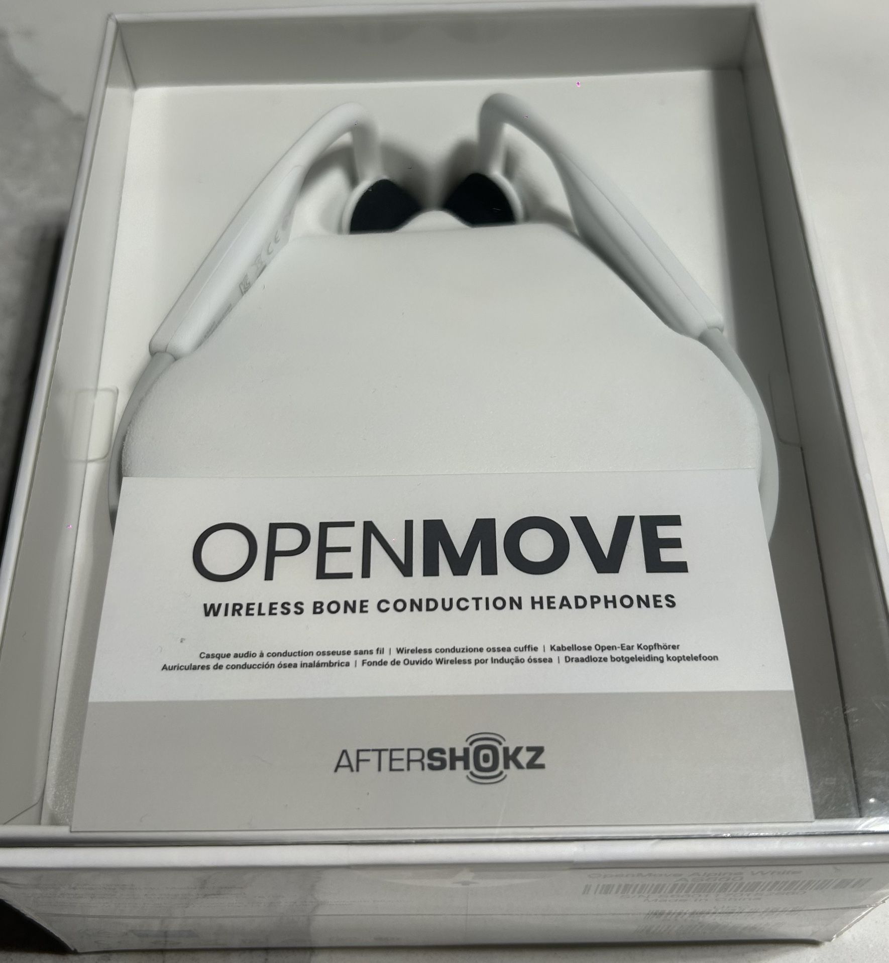 OpenMove by Aftershokz Wireless bone Conductive Headphones