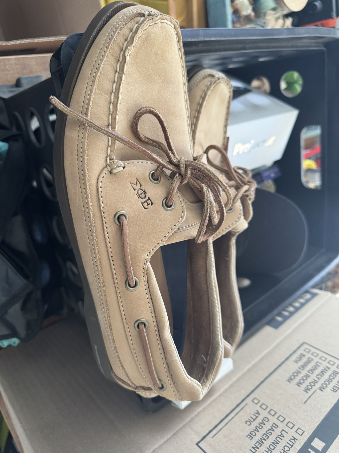 Fraternity boat, Shoes
