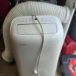 Used Toshiba RAC-PD1011CRU 10000 BTU Portable Air Conditioner and Dehumidifier 