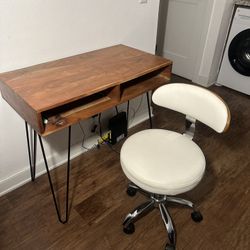 Desk & Chair
