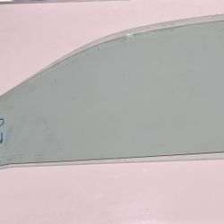 2000 - 2006 BMW 323 325 328 330 E46 CONVERTIBLE FRONT RIGHT DOOR GLASS