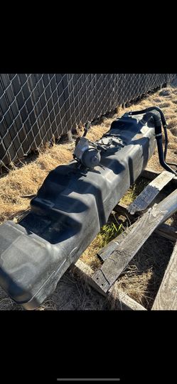 2008 F350 Short Bed Fuel tank 