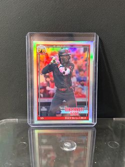 Elly De La Cruz Topps Chrome 75 Refractor Card